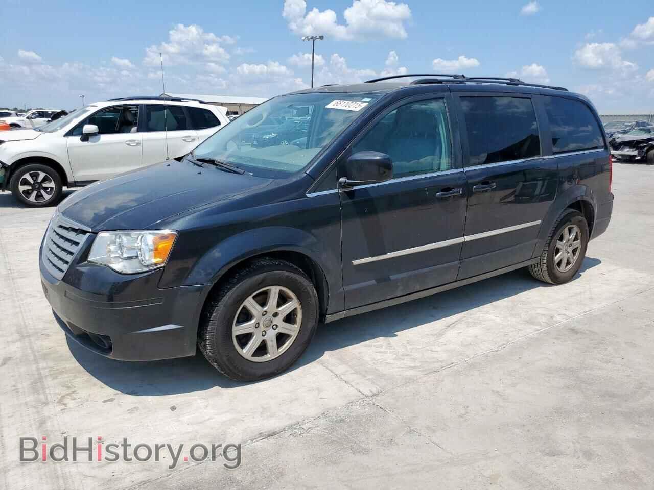 Photo 2A4RR5D14AR267043 - CHRYSLER MINIVAN 2010