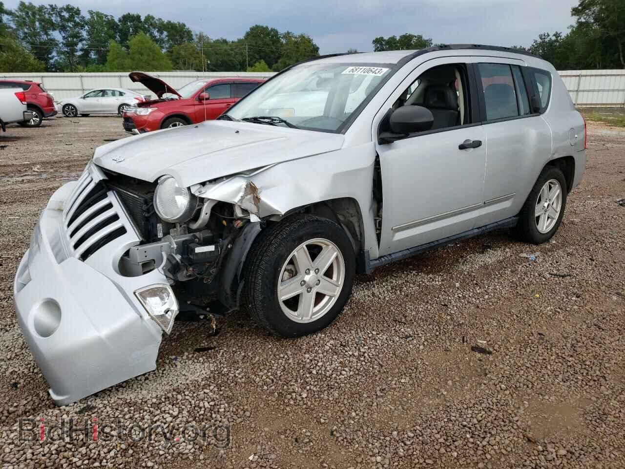 Фотография 1J8FT47W67D308224 - JEEP COMPASS 2007