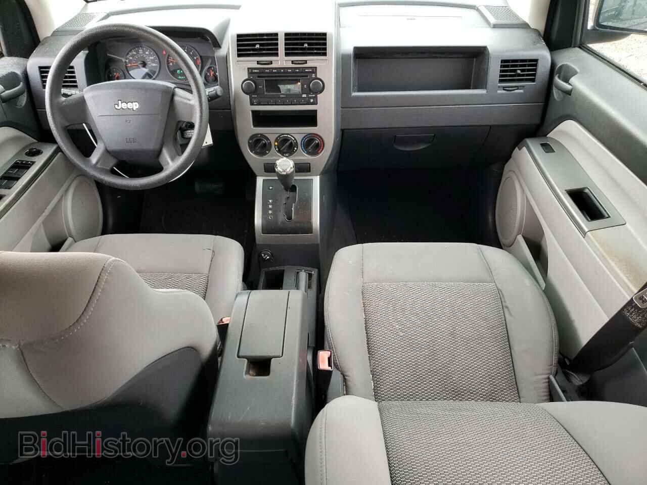 2007 JEEP COMPASS - VIN: 1J8FT47W67D308224 - Фото 8