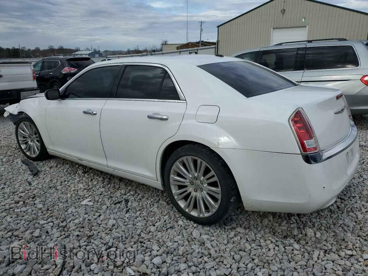 2012 CHRYSLER 300 - VIN: 2C3CCACG4CH233595 - Фото 2