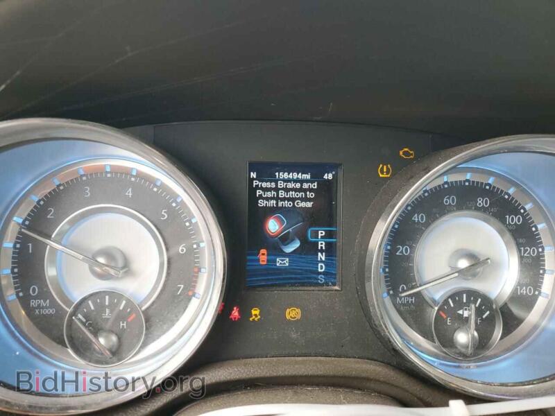 2012 Chrysler 300 (VIN 2C3CCACG4CH233595) — фото 9 из 12