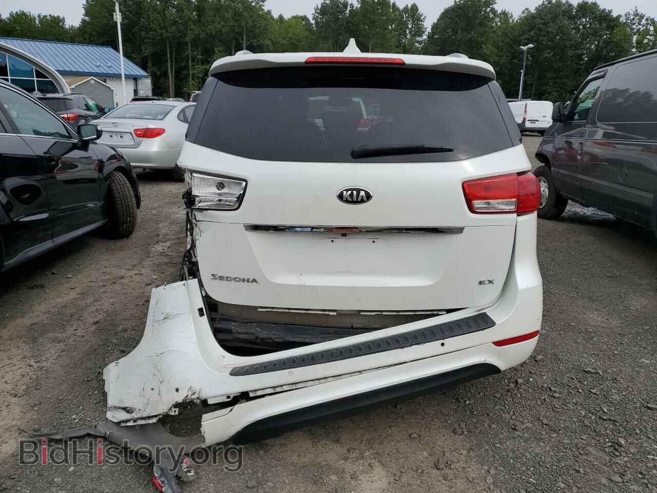 2015 KIA All Models - VIN: KNDMC5C14F6024415 - Фото 6