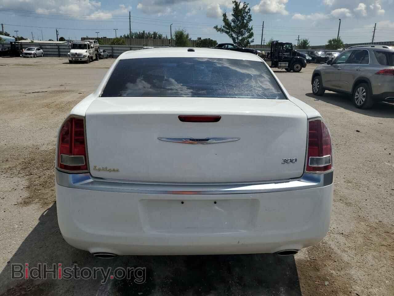 2012 CHRYSLER 300 - VIN: 2C3CCACG7CH234546 - Фото 6