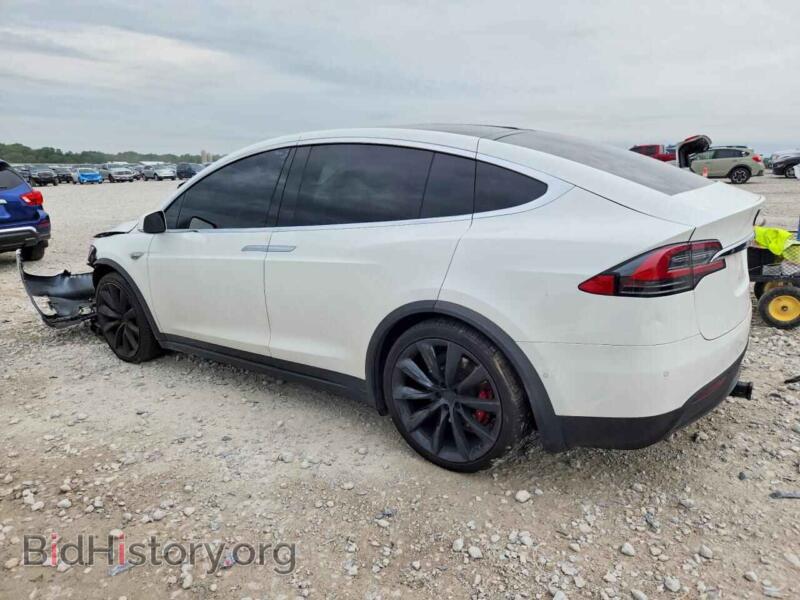 2016 Tesla MODEL X (VIN 5YJXCBE41GFS00247) — фото 2 из 13