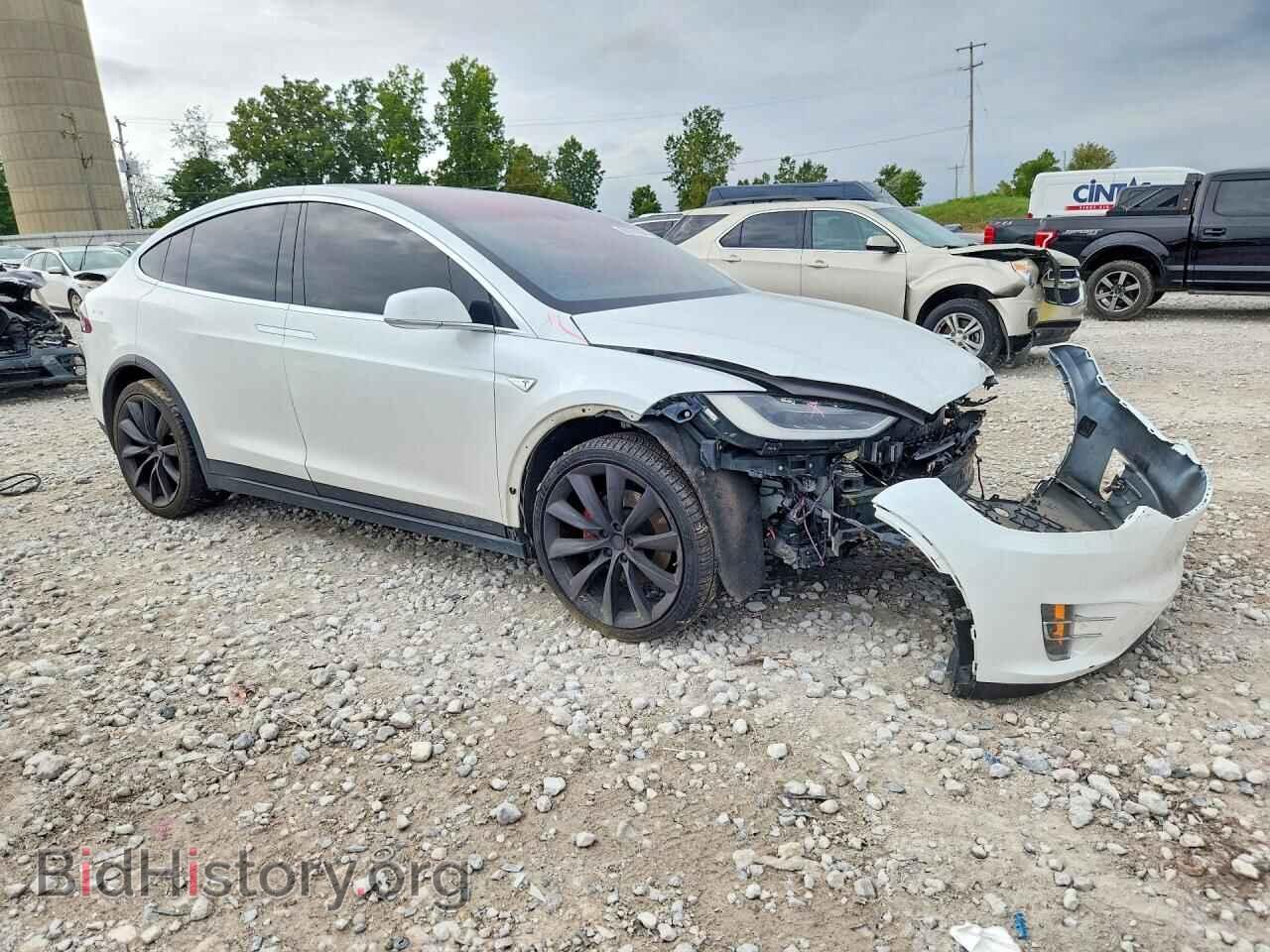 2016 Tesla MODEL X (VIN 5YJXCBE41GFS00247) — фото 4 из 13