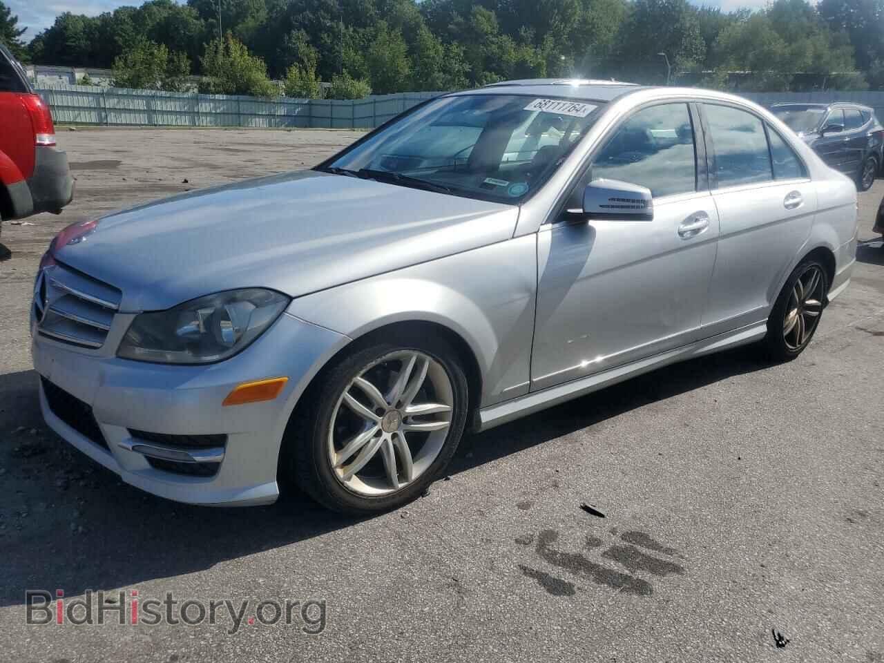 Фотография WDDGF8BB2CR209644 - MERCEDES-BENZ C-CLASS 2012