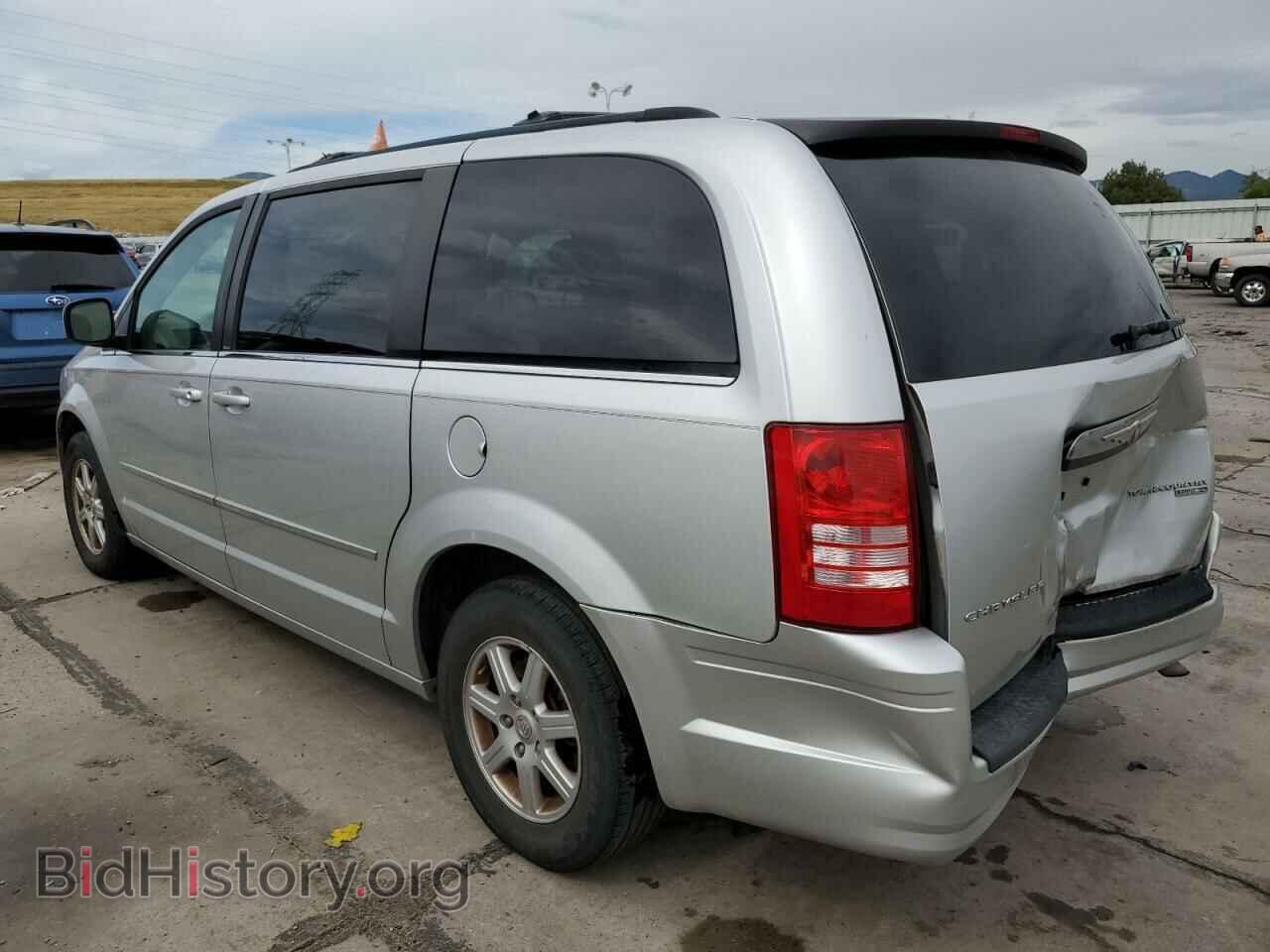 2010 CHRYSLER MINIVAN - VIN: 2A4RR5D17AR166501 - Фото 2