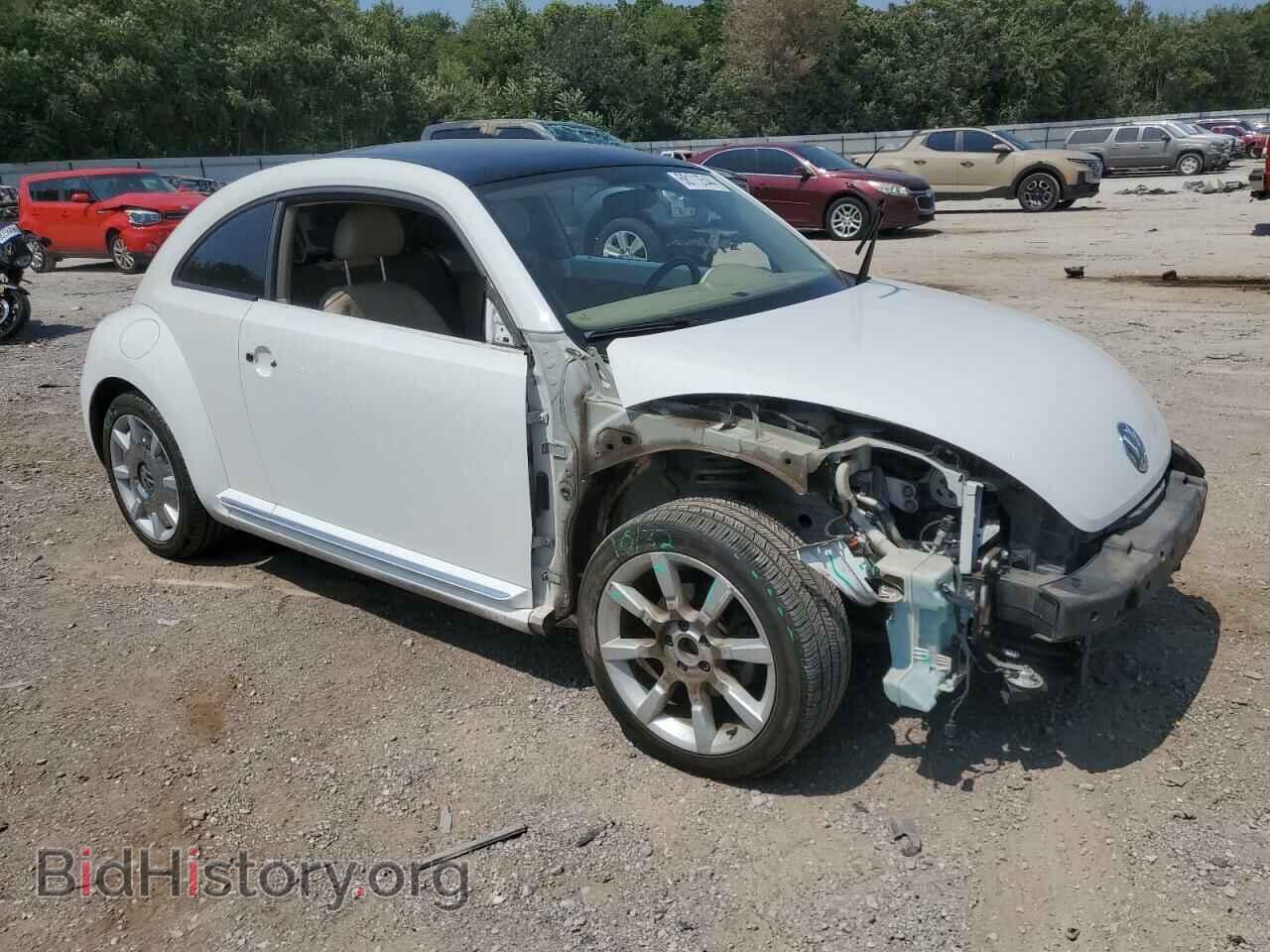 2013 VOLKSWAGEN BEETLE - VIN: 3VWJP7ATXDM686890 - Фото 4