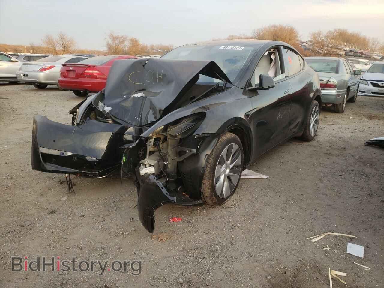 2022 TESLA MODEL Y - VIN: 7SAYGAEE5NF308737 - Фото 2