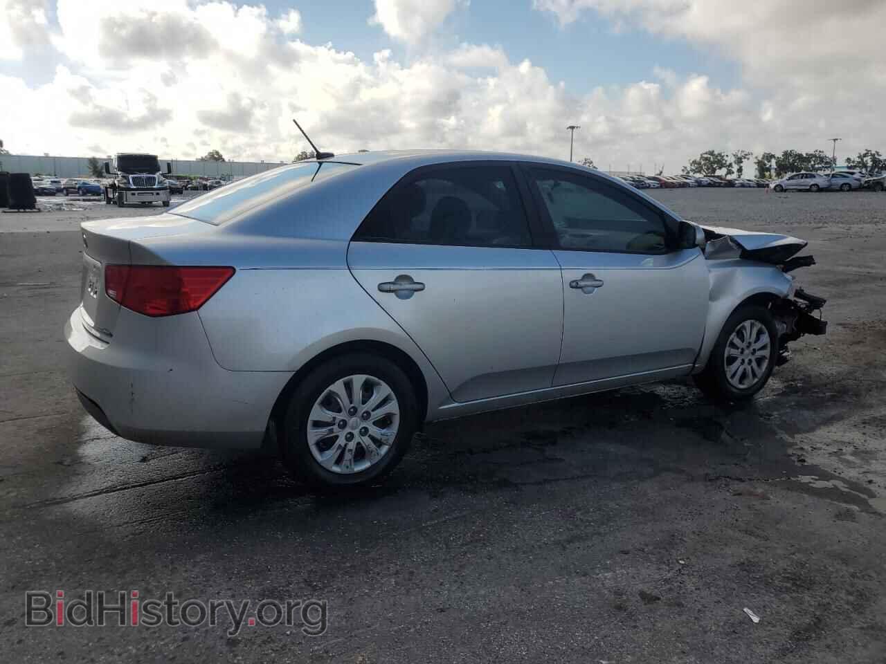 2010 KIA FORTE - VIN: KNAFT4A20A5211905 - Фото 3