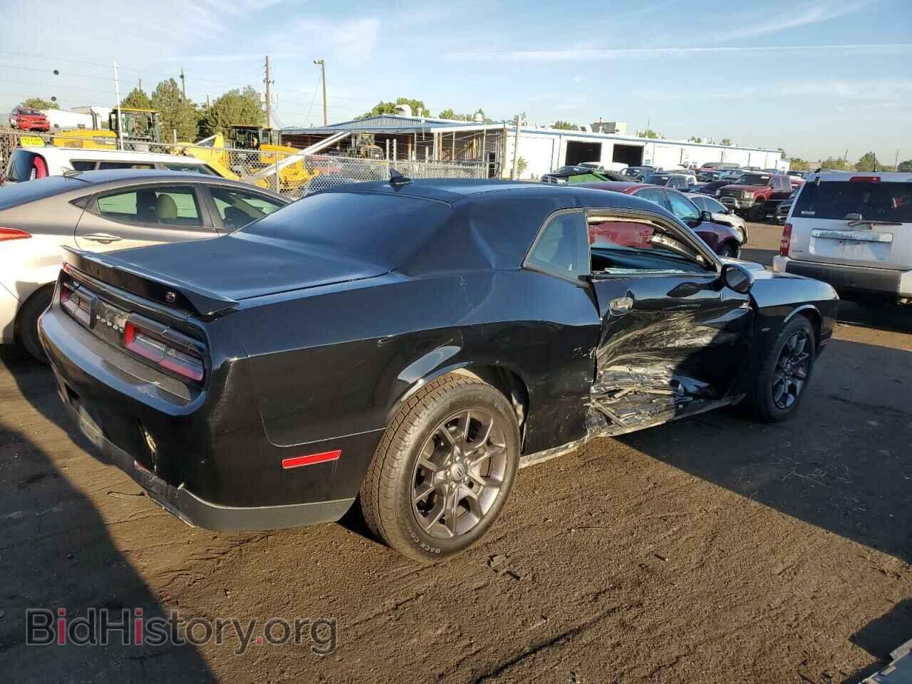 2018 DODGE CHALLENGER - VIN: 2C3CDZGG2JH256943 - Фото 3