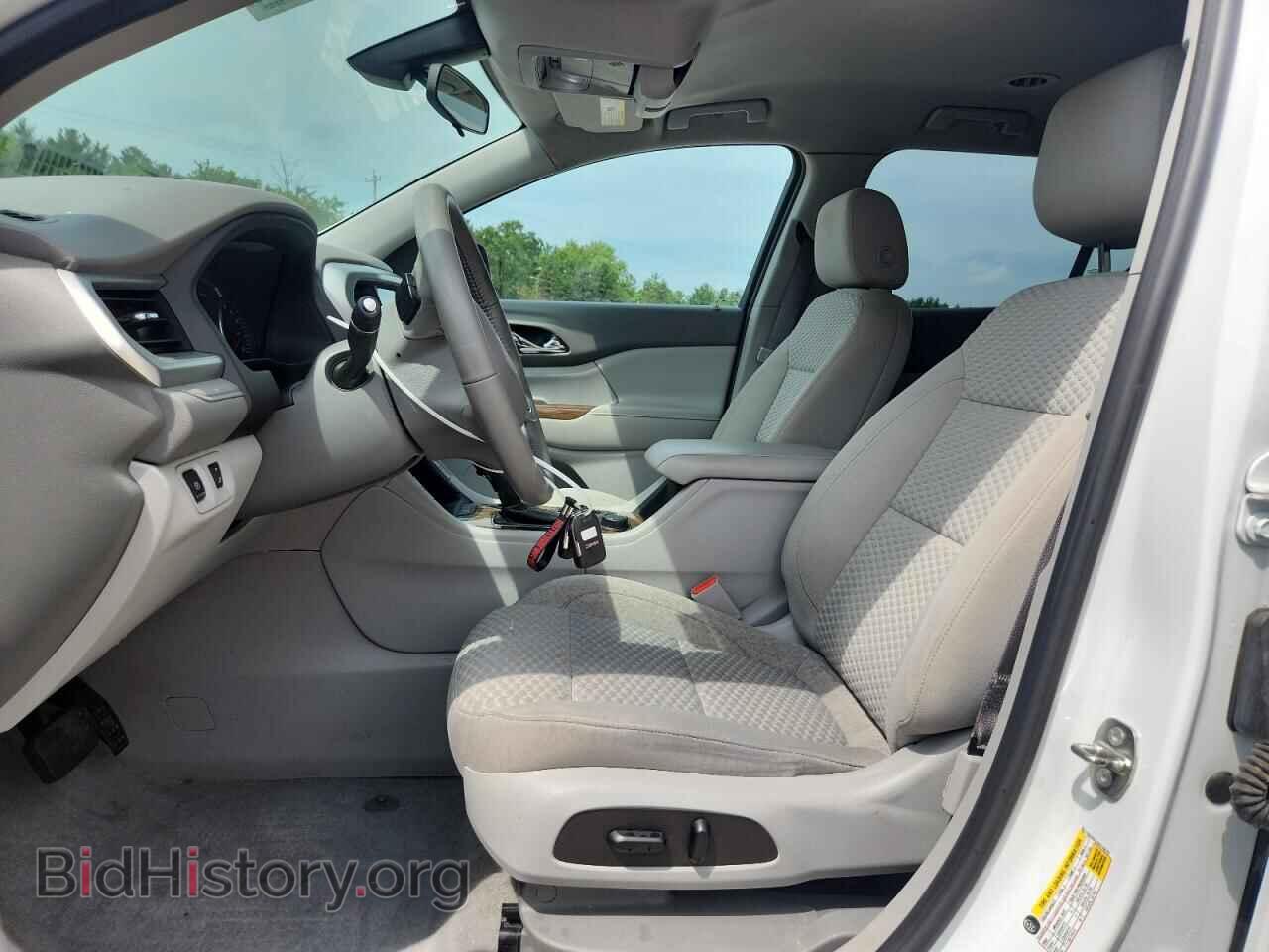 2017 GMC ACADIA - VIN: 1GKKNSLS2HZ140761 - Photo 7