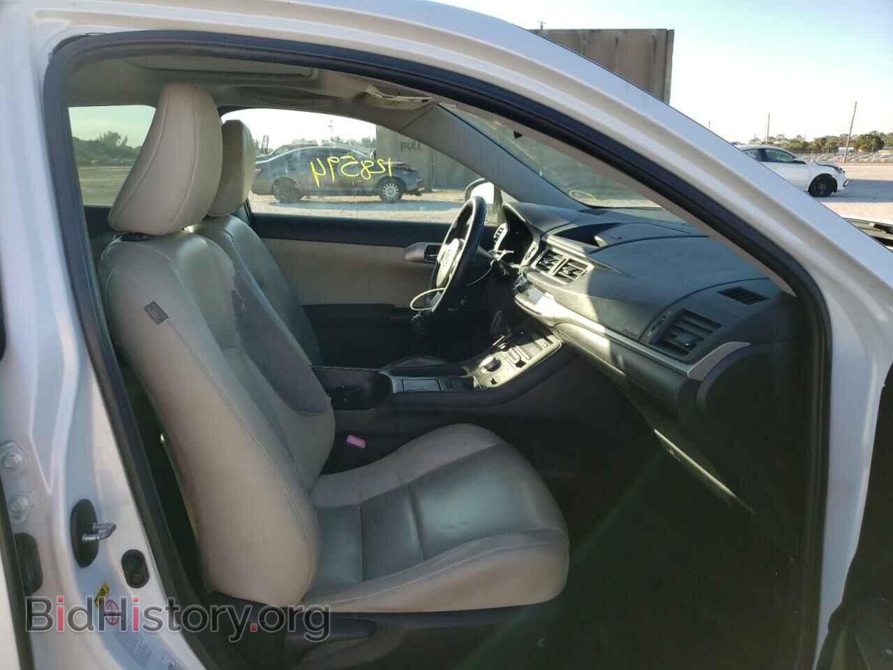 2012 LEXUS CT 200 - VIN: JTHKD5BH3C2061671 - Фото 5