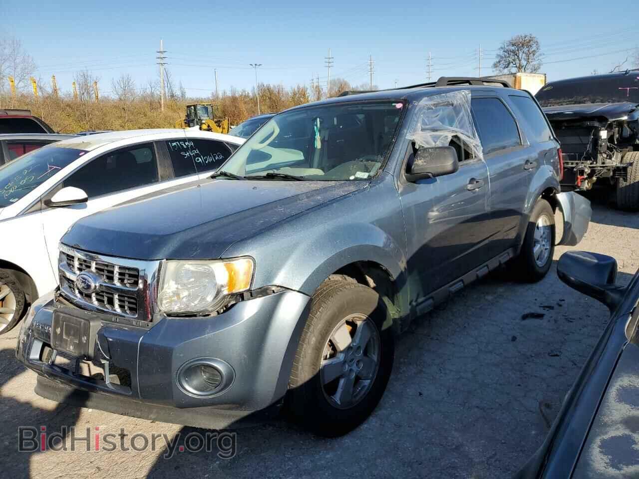 Фотография 1FMCU0C71BKA07116 - FORD ESCAPE 2011
