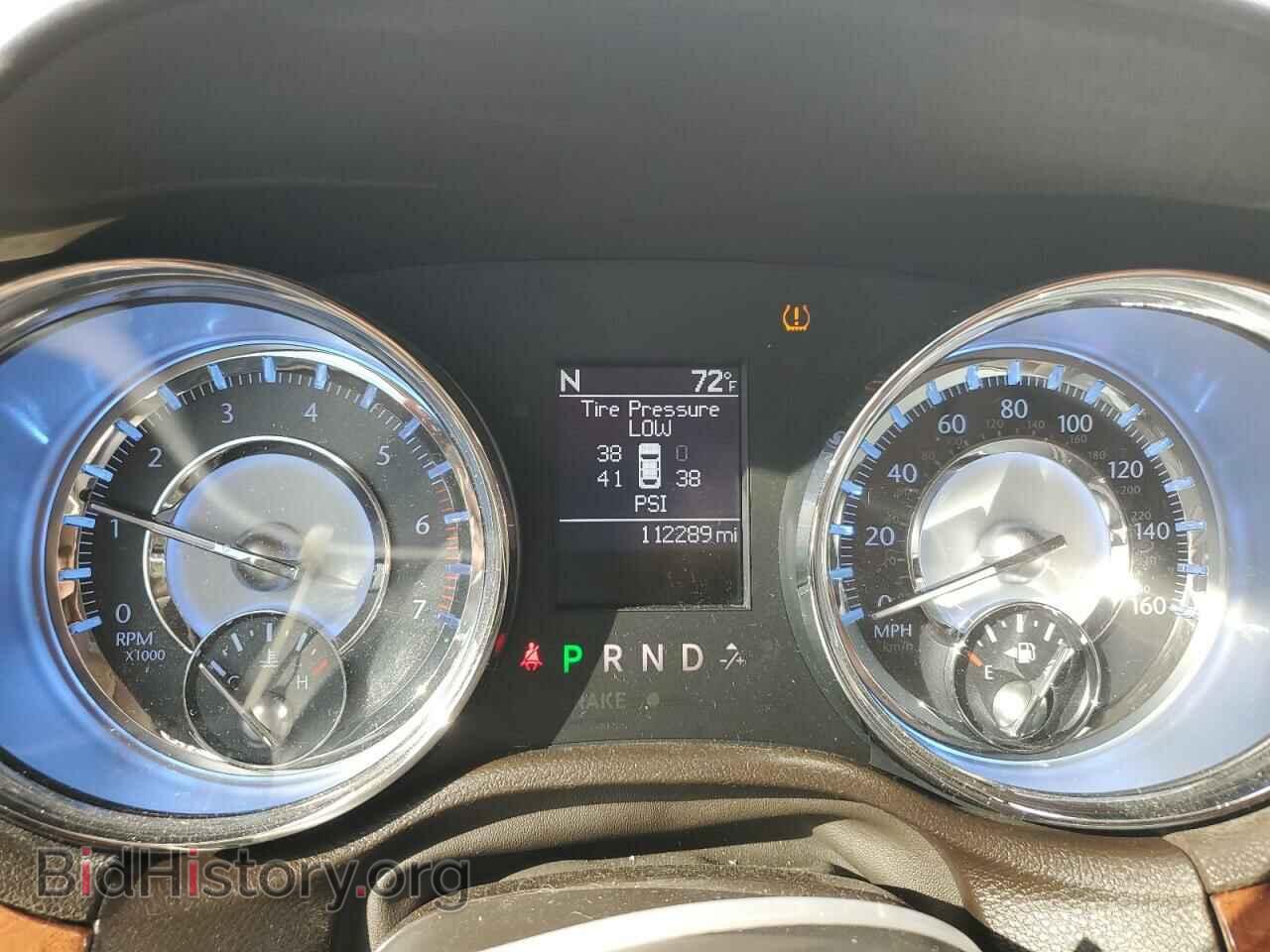 2011 CHRYSLER 300 - VIN: 2C3CA6CT9BH559231 - Фото 9
