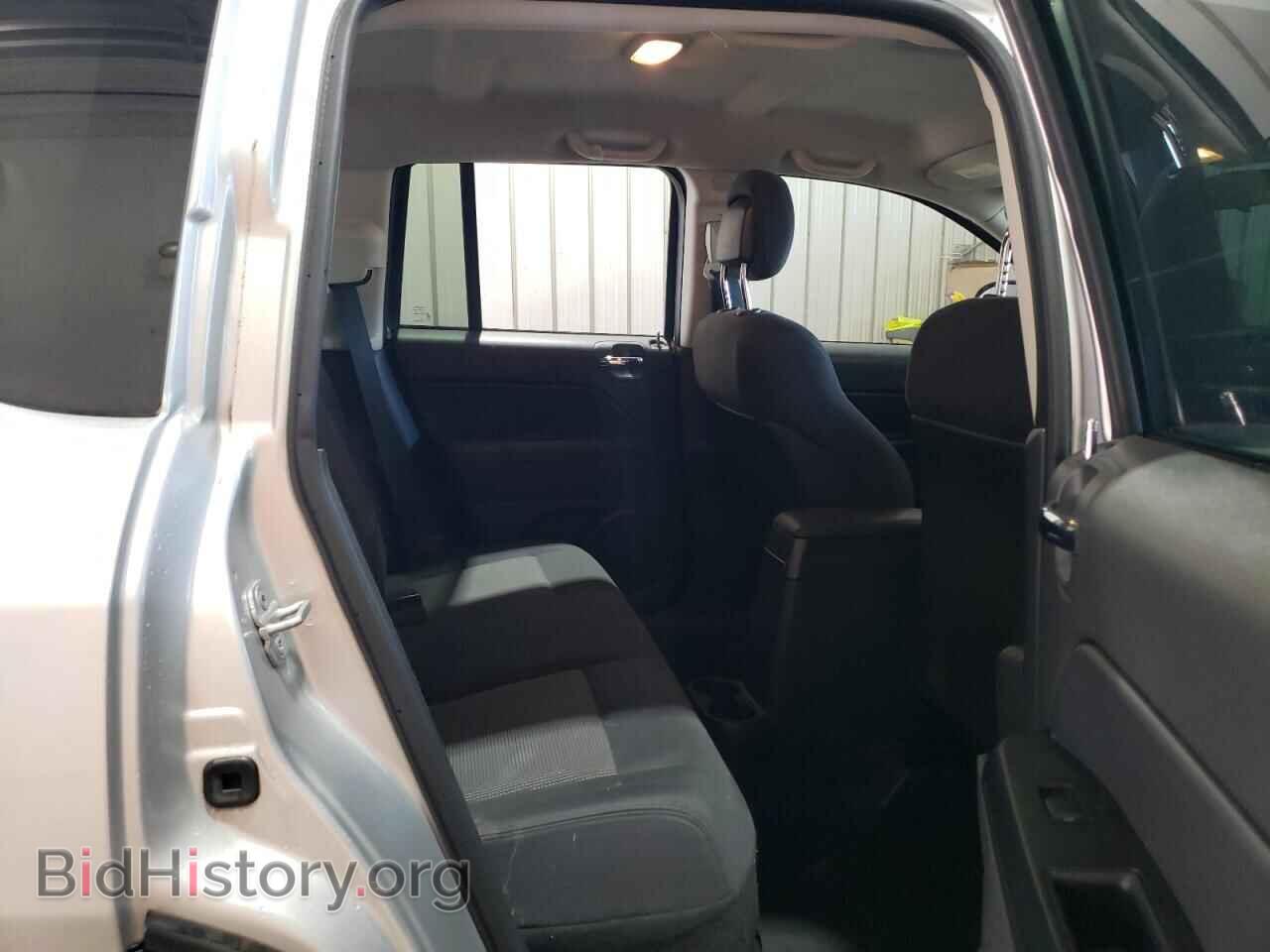 2011 JEEP COMPASS - VIN: 1J4NT1FA8BD285393 - Photo 11