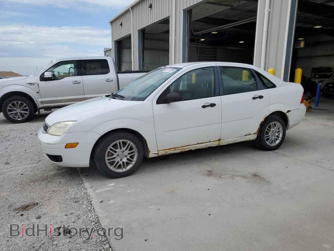 Photo 1FAFP34N45W214755 - FORD FOCUS 2005