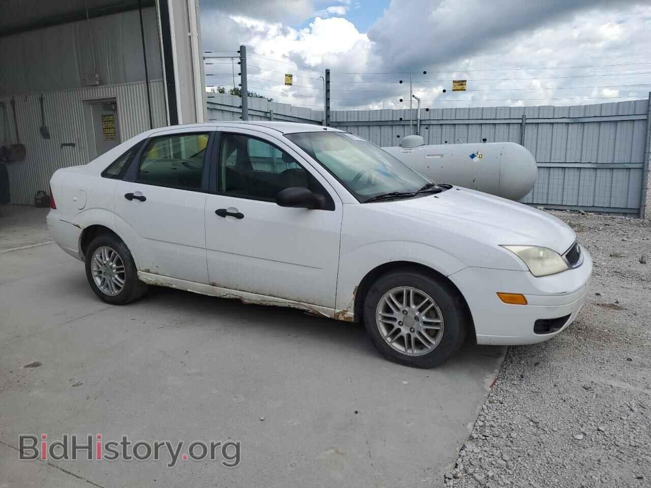 2005 FORD FOCUS - VIN: 1FAFP34N45W214755 - Фото 4