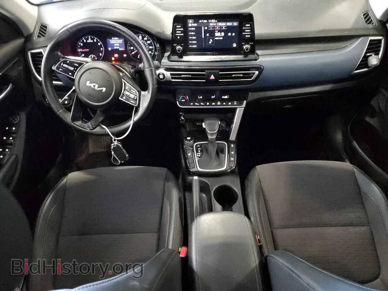 2023 KIA SELTOS - VIN: KNDEUCAA5P7353841 - Фото 8