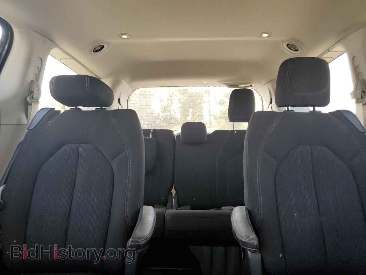 2018 CHRYSLER PACIFICA - VIN: 2C4RC1FG6JR339619 - Фото 10