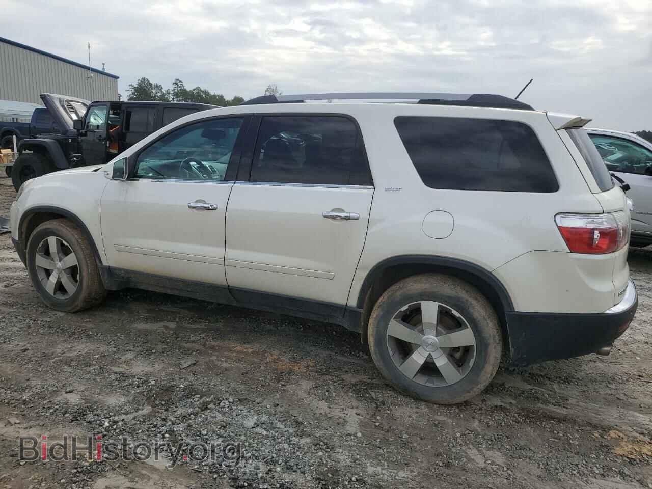 2011 GMC ACADIA - VIN: 1GKKVRED8BJ156881 - Photo 2