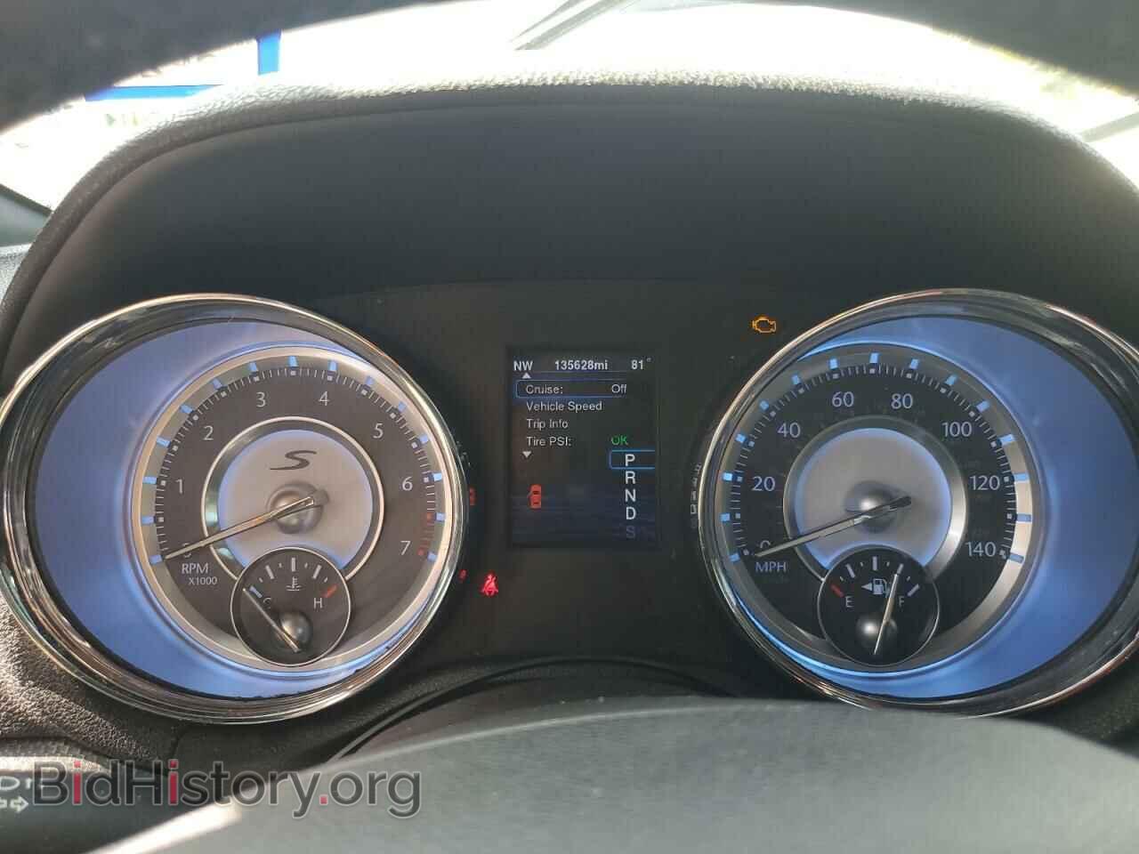 2014 CHRYSLER 300 - VIN: 2C3CCABGXEH361277 - Фото 9