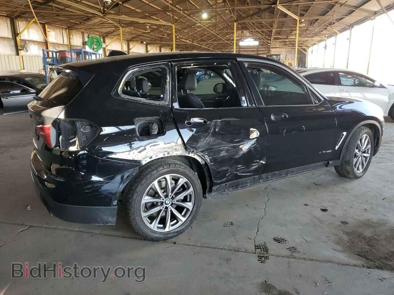 2018 BMW X3 - VIN: 5UXTR9C51JLD60314 - Фото 3