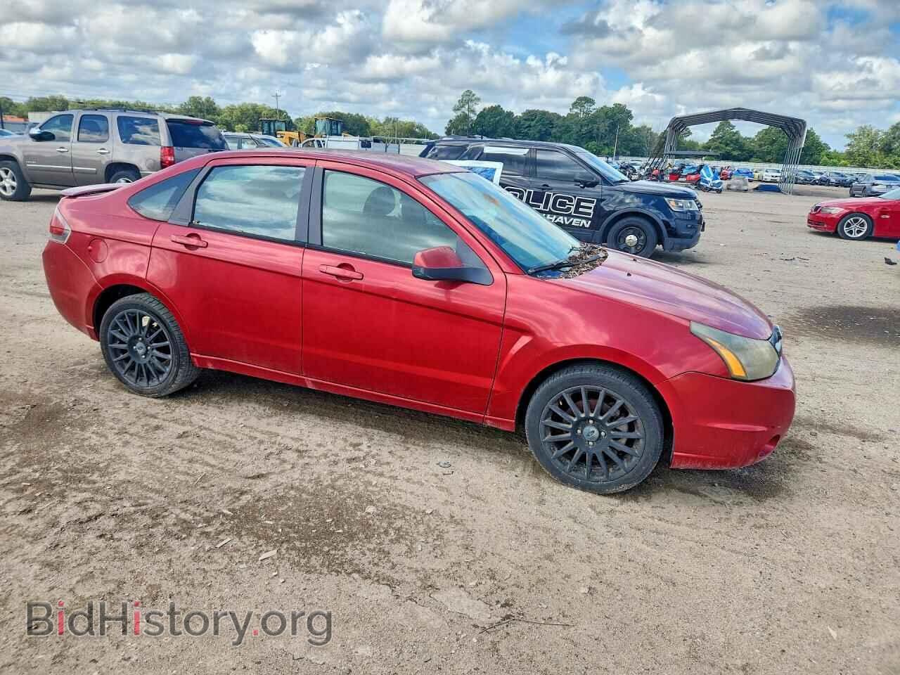 2010 FORD FOCUS - VIN: 1FAHP3GN4AW182999 - Photo 4