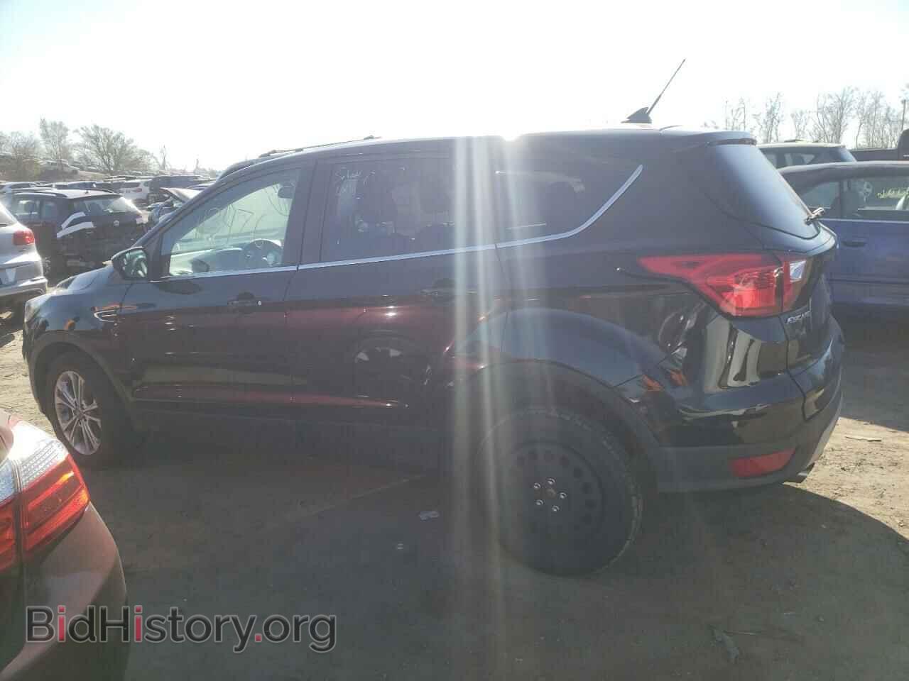 2019 FORD ESCAPE - VIN: 1FMCU9G96KUB66637 - Фото 2