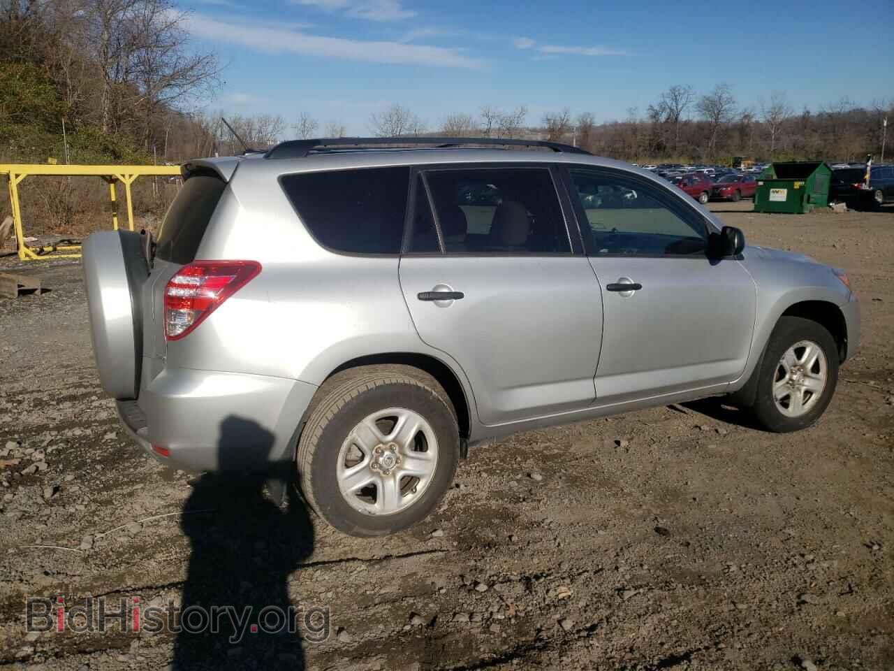 2011 TOYOTA RAV4 - VIN: 2T3BF4DV0BW147146 - Фото 3