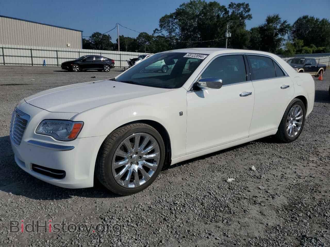 Фотография 2C3CCAAG3DH735440 - CHRYSLER 300 2013