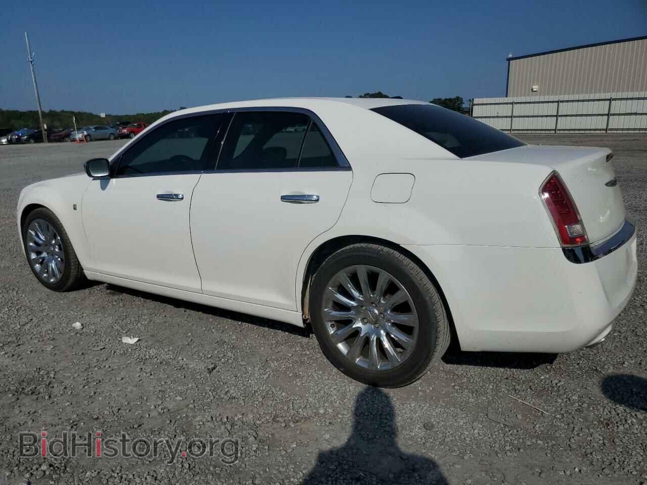 2013 CHRYSLER 300 - VIN: 2C3CCAAG3DH735440 - Фото 2