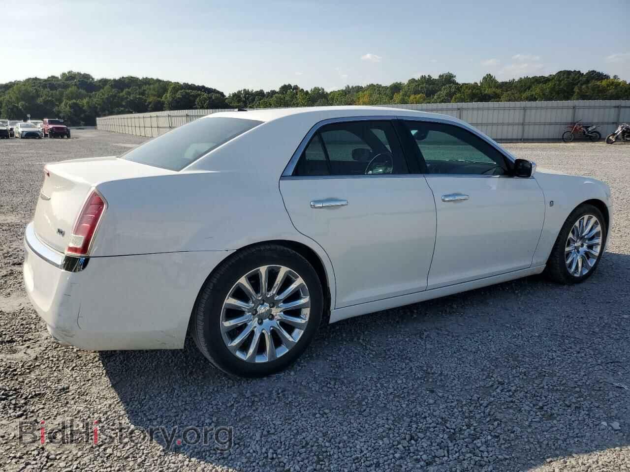 2013 CHRYSLER 300 - VIN: 2C3CCAAG3DH735440 - Фото 3