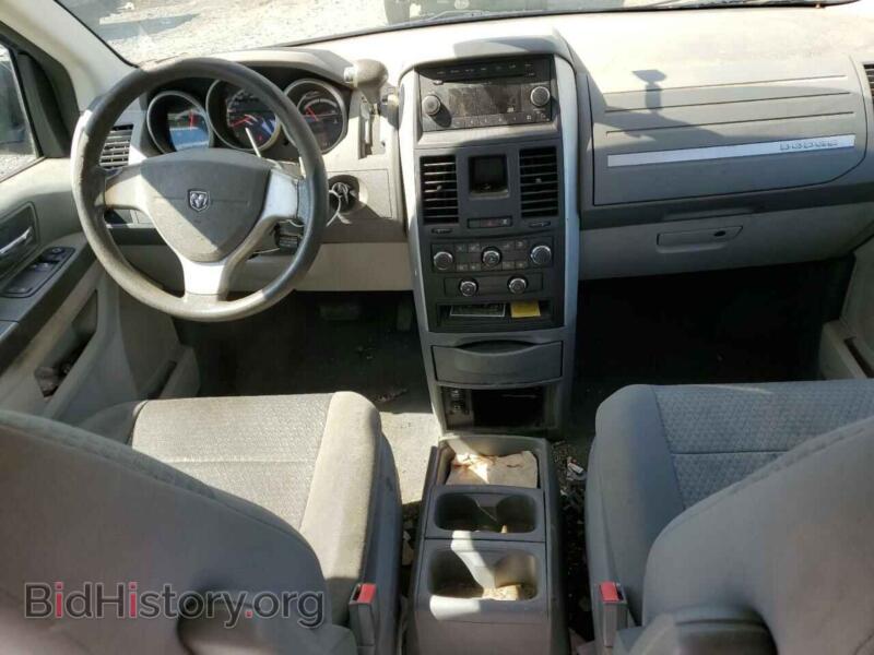 2010 Dodge CARAVAN (VIN 2D4RN4DE0AR291566) — photo 8 of 13