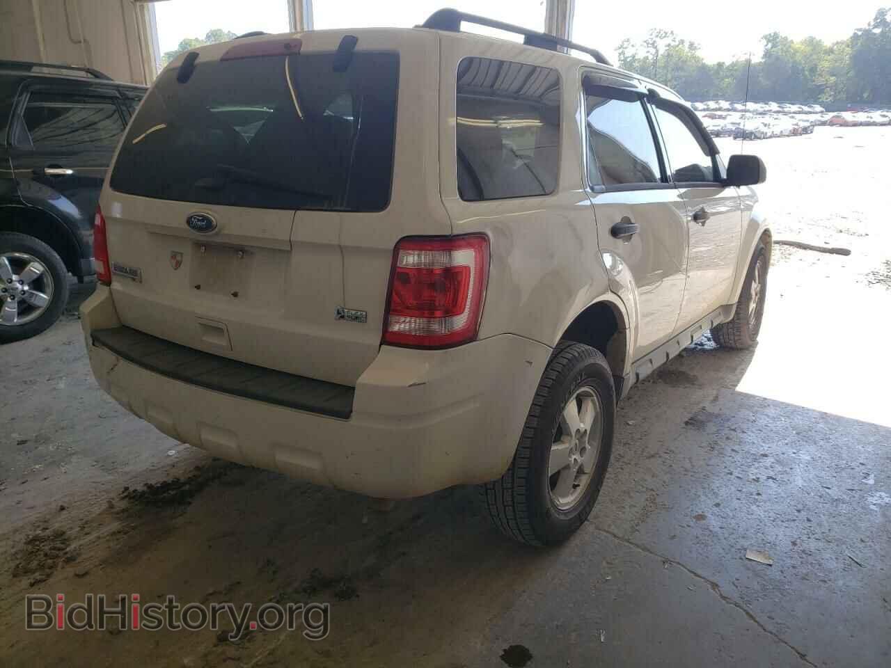 2012 FORD ESCAPE - VIN: 1FMCU0DG3CKA03228 - Фото 3