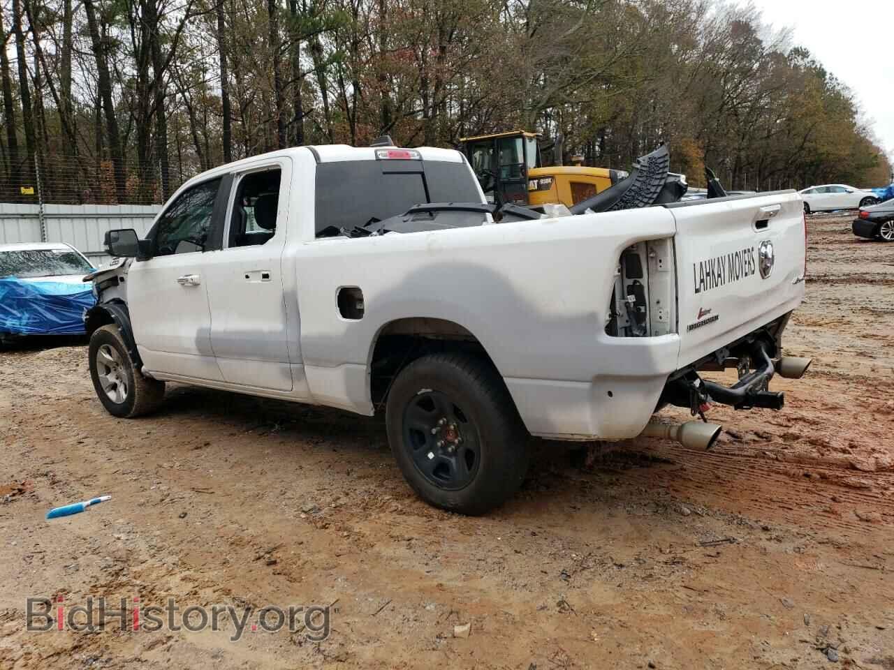 2019 RAM 1500 - VIN: 1C6SRFBT2KN577229 - Фото 2