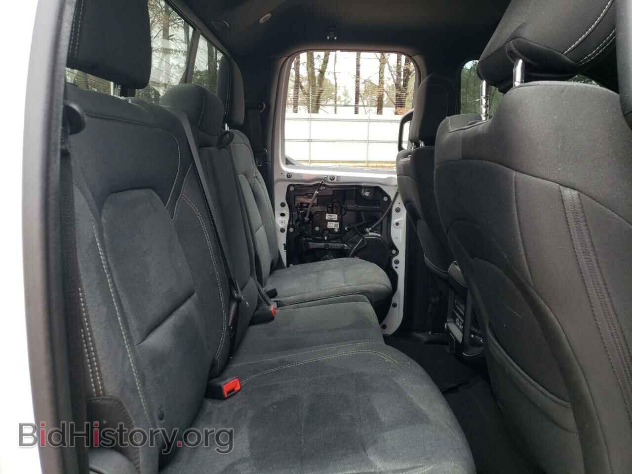 2019 RAM 1500 - VIN: 1C6SRFBT2KN577229 - Фото 10