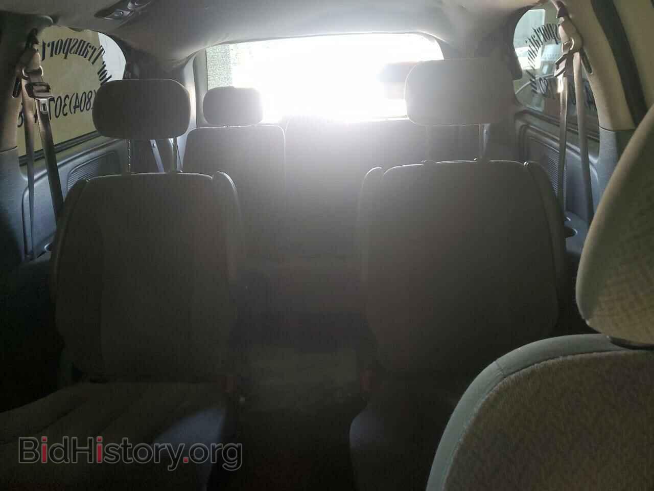 2006 CHRYSLER MINIVAN - VIN: 2A8GP54LX6R906627 - Фото 10