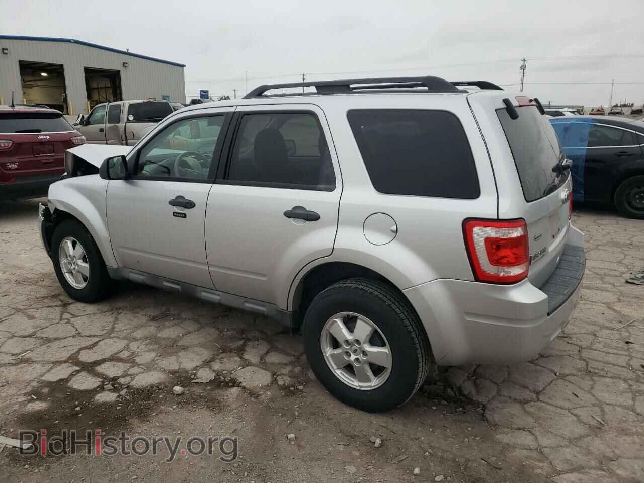 2010 FORD ESCAPE - VIN: 1FMCU0DG4AKA30404 - Фото 2