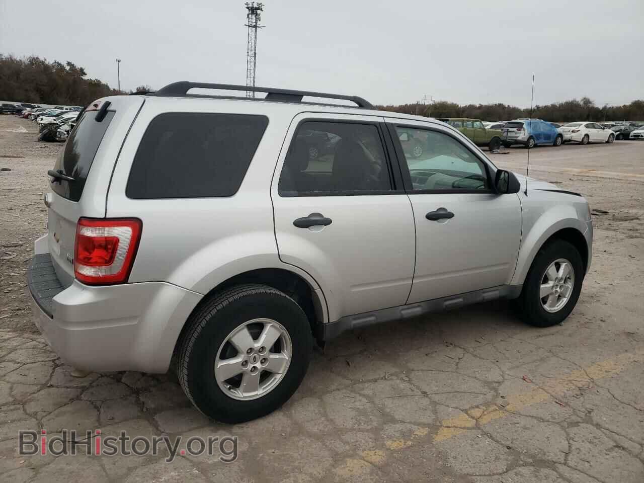 2010 FORD ESCAPE - VIN: 1FMCU0DG4AKA30404 - Фото 3