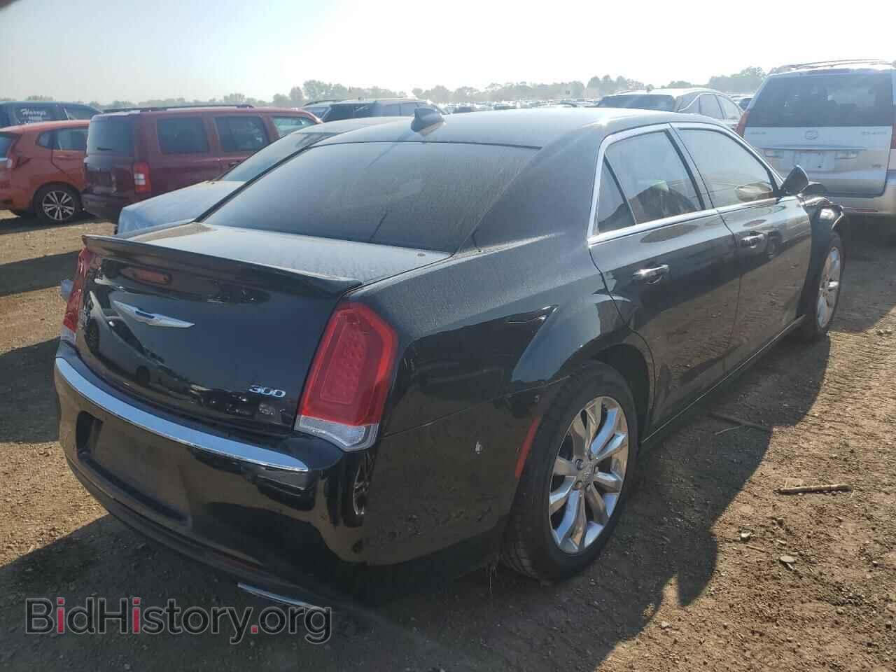 2015 CHRYSLER 300 - VIN: 2C3CCARGXFH782052 - Фото 3