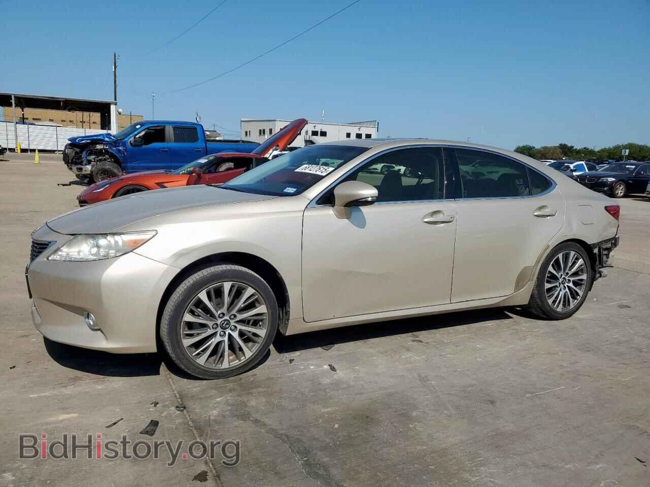 Photo JTHBK1GG6D2050745 - LEXUS ES350 2013