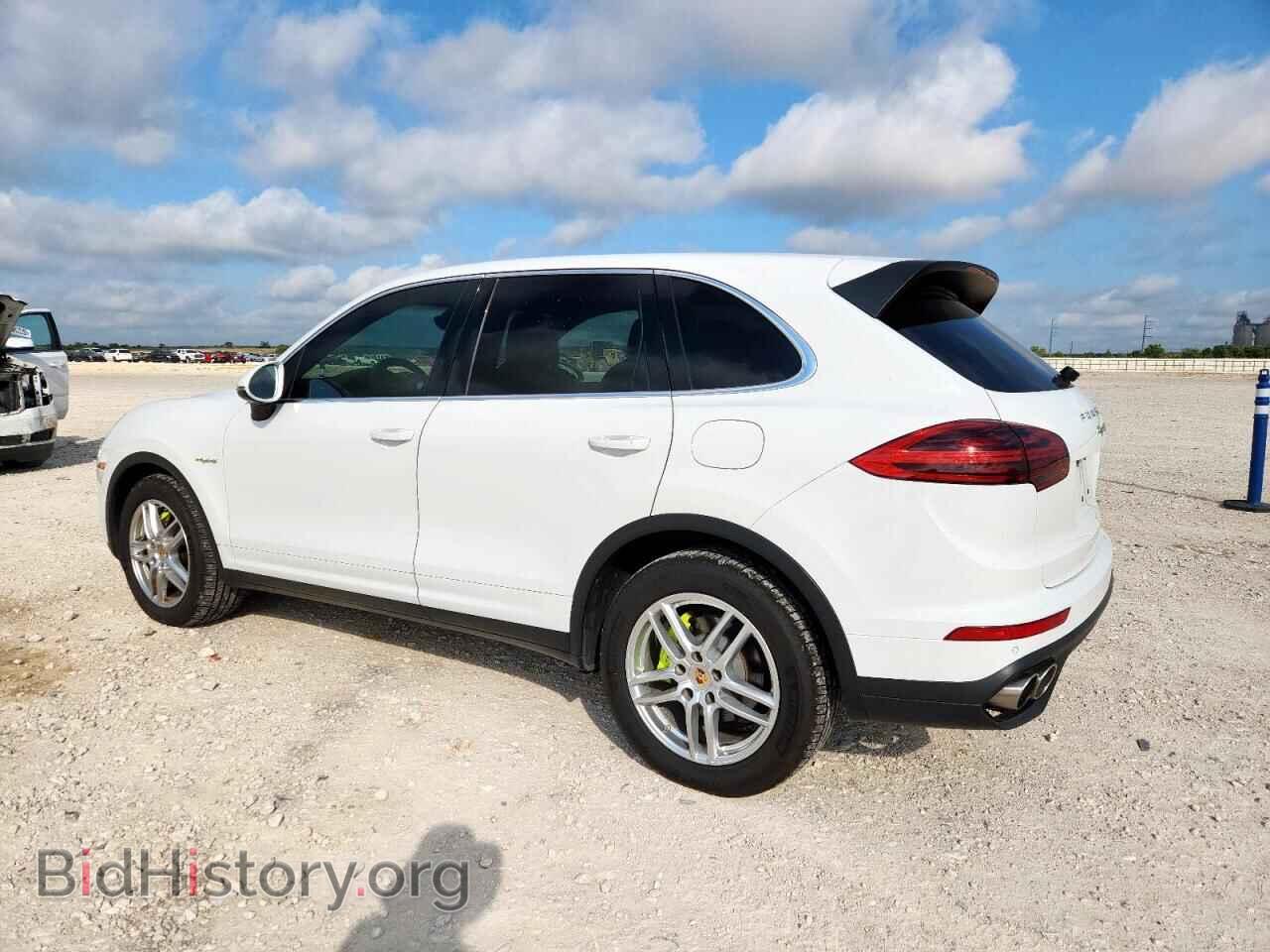 2016 PORSCHE CAYENNE - VIN: WP1AE2A24GLA64521 - Фото 2