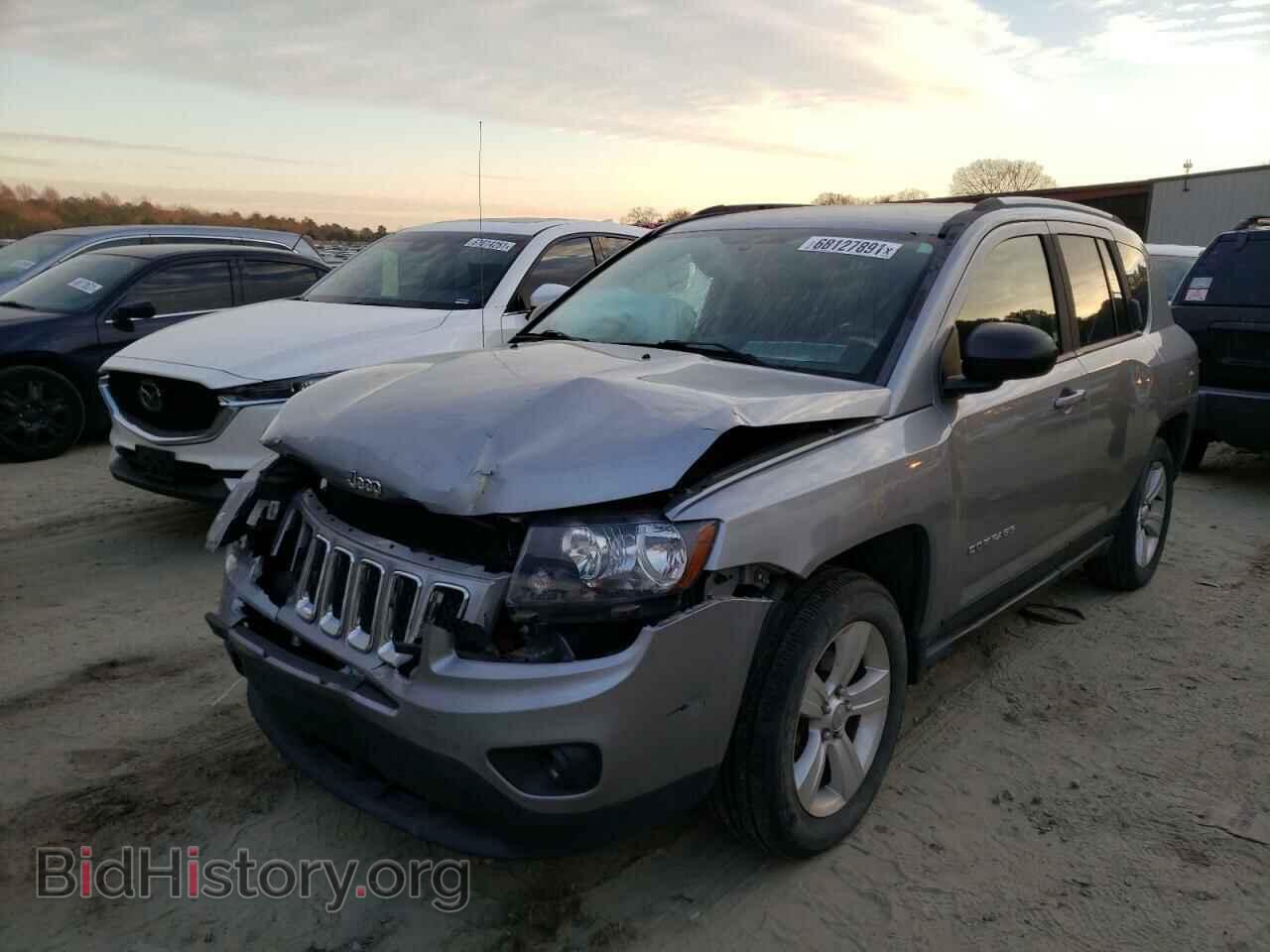 2015 JEEP COMPASS - VIN: 1C4NJDBB1FD215400 - Photo 2
