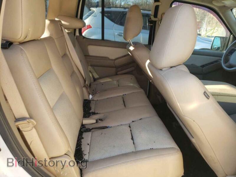 2010 Ford EXPLORER (VIN 1FMEU7F88AUA95641) — photo 11 of 13