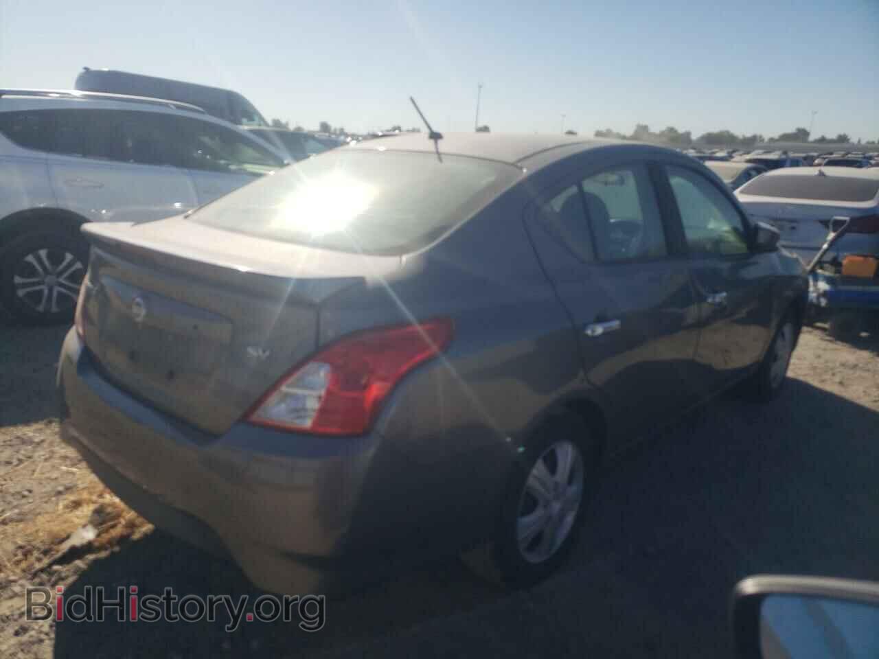 2017 NISSAN VERSA - VIN: 3N1CN7AP6HL899211 - Фото 3