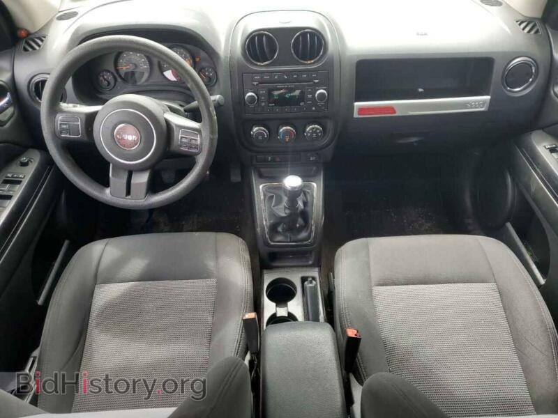 2017 Jeep COMPASS (VIN 1C4NJDBB1HD127756) — photo 8 of 13