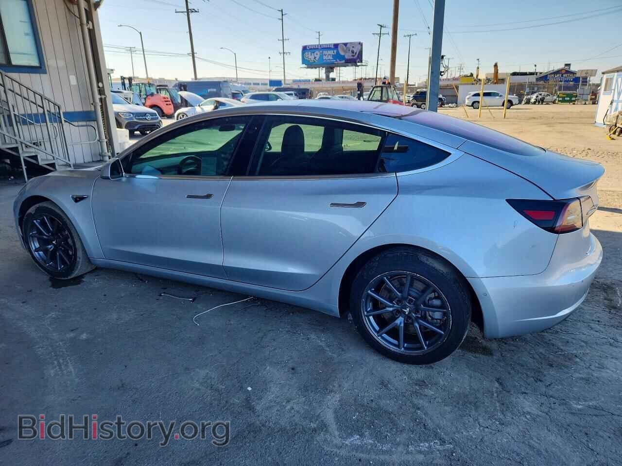 2018 TESLA MODEL 3 - VIN: 5YJ3E1EA0JF007037 - Photo 2