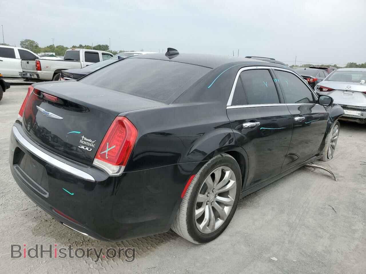 2019 CHRYSLER 300 - VIN: 2C3CCAEG5KH538020 - Photo 3