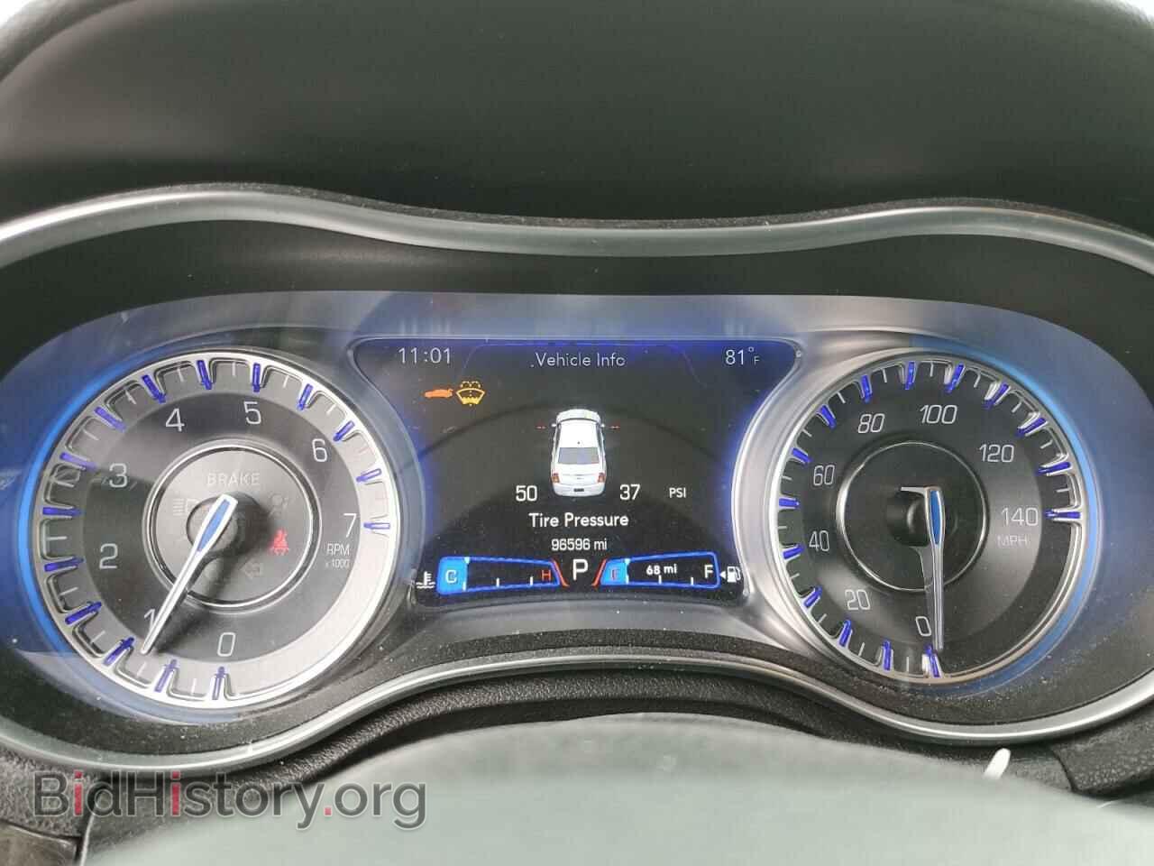 2019 CHRYSLER 300 - VIN: 2C3CCAEG5KH538020 - Photo 9